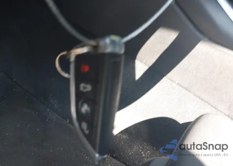 2020 BMW 330I xDrive z USA, uszkodzony, nr VIN 3MW5R7J0XL8B15375